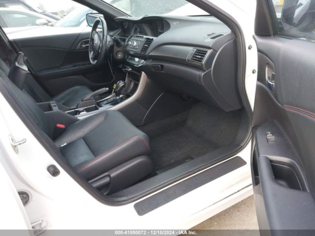 1HGCR2F1XHA076847 Honda Accord Sport Se