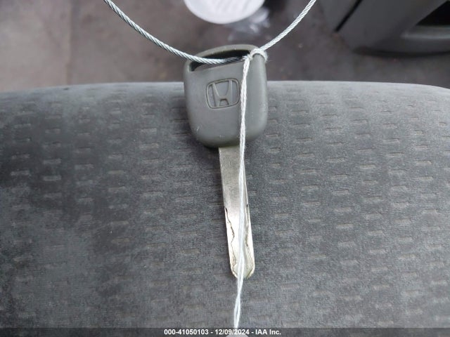 2008 HONDA CR-V JHLRE38568C011401 Photo 10