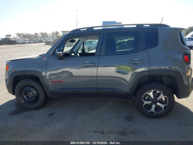 ZACNJDC10NPP00596 Jeep Renegade Trailhawk 4x4