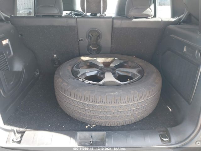 ZACNJDC10NPP00596 Jeep Renegade Trailhawk 4x4