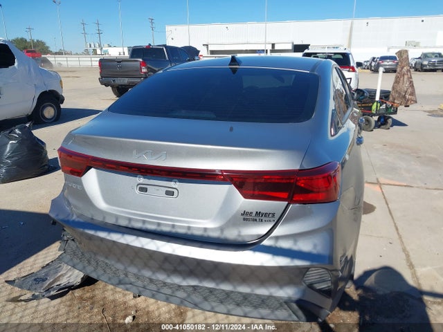 KIA Forte Lxs 2024 3KPF24AD9RE701752 Image 17