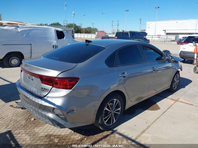 KIA Forte Lxs 2024 3KPF24AD9RE701752 Image 4
