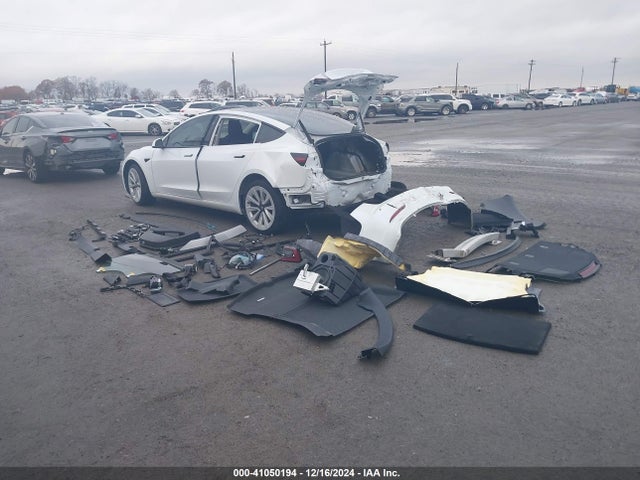 2021 TESLA MODEL 3 5YJ3E1EBXMF999202 Photo 2