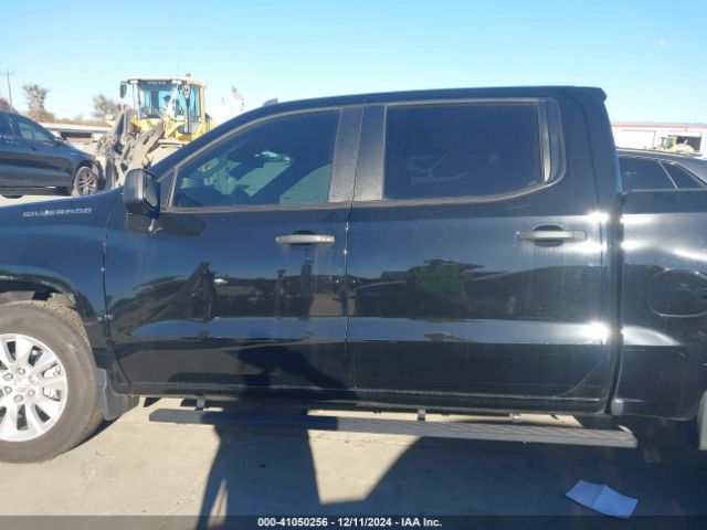 1GCPDBEK8NZ595689 Chevrolet Silverado 1500 4wd  Short Bed Custom