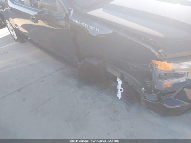 1GCPDBEK8NZ595689 Chevrolet Silverado 1500 4wd  Short Bed Custom