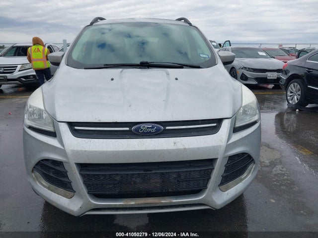 1FMCU0GX3EUB62060 Ford ESCAPE SE