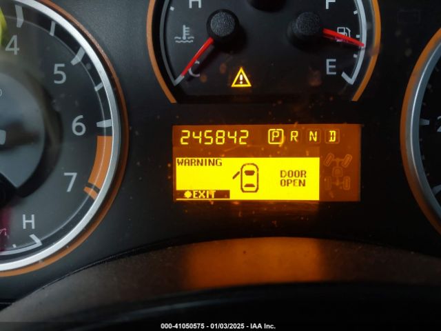 1N6AA0ED3FN503219 Nissan TITAN SV