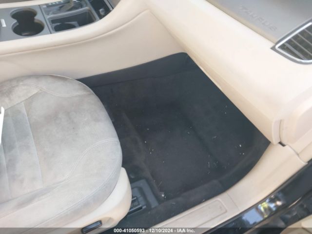 1FAHP2D99FG162329 Ford TAURUS SE