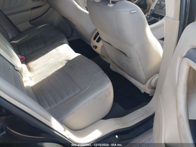 1FAHP2D99FG162329 Ford TAURUS SE