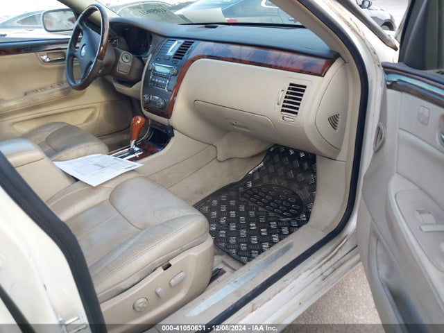 2009 CADILLAC DTS 1G6KD57Y29U135365 Photo 4