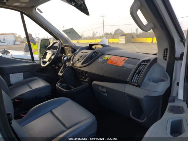 1FDBF8ZM8JKA62162 Ford Transit-350 Cab