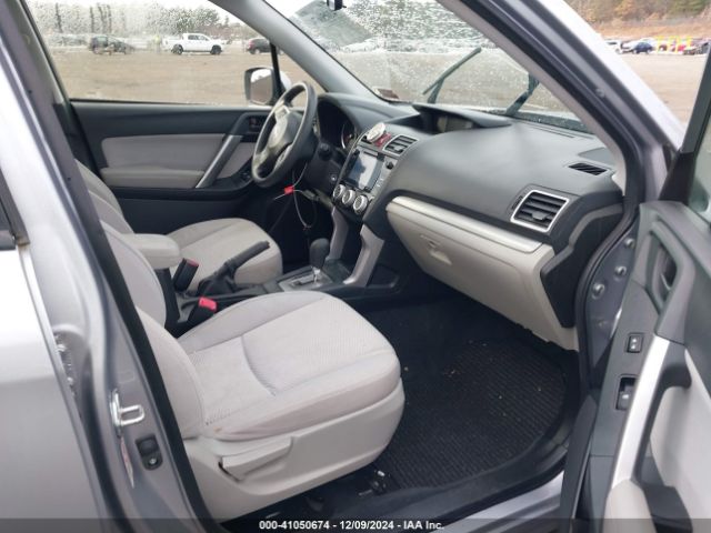 JF2SJADC0GH485933 Subaru Forester 2.5i Premium