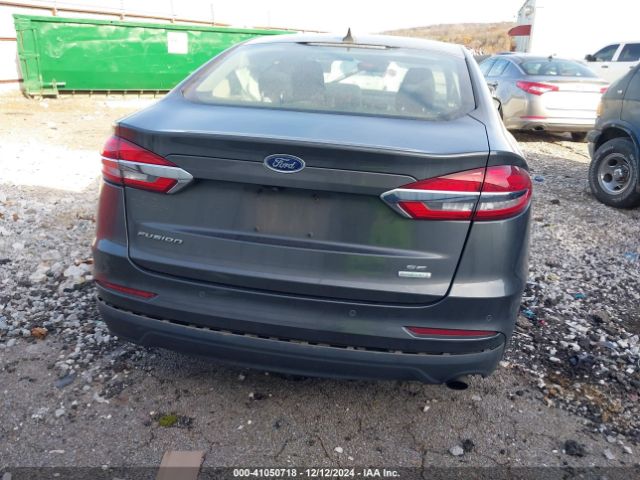 3FA6P0HD8KR213591 Ford FUSION SE