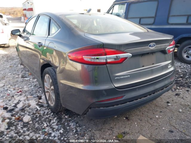 3FA6P0HD8KR213591 Ford FUSION SE