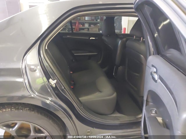 2C3CCAAG2KH555976 Chrysler 300 Touring