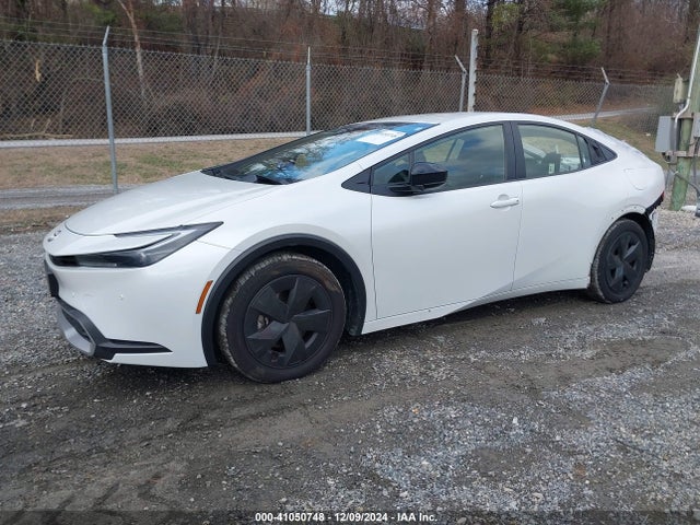 JTDACACUXP3004064 Toyota Prius Prime Se