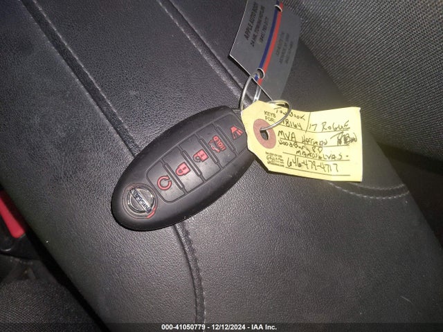 Nissan ROGUE SV 2017 KNMAT2MT5HP574527 Image 11