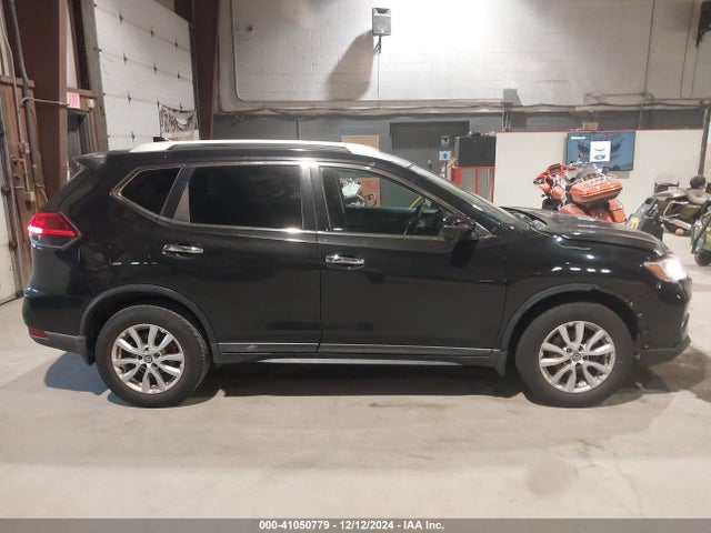 Nissan ROGUE SV 2017 KNMAT2MT5HP574527 Image 13