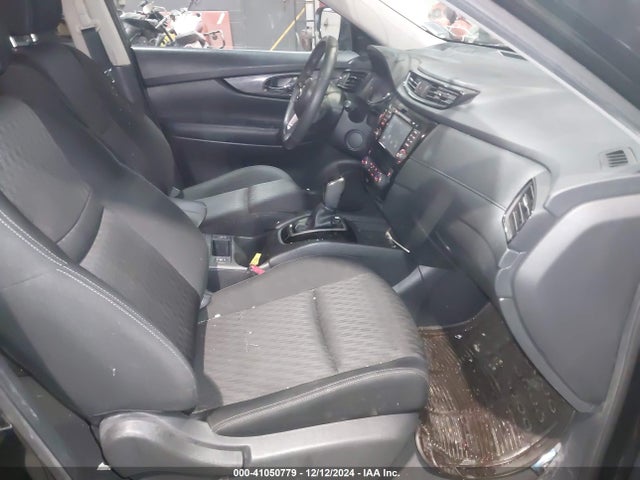 Nissan ROGUE SV 2017 KNMAT2MT5HP574527 Image 5