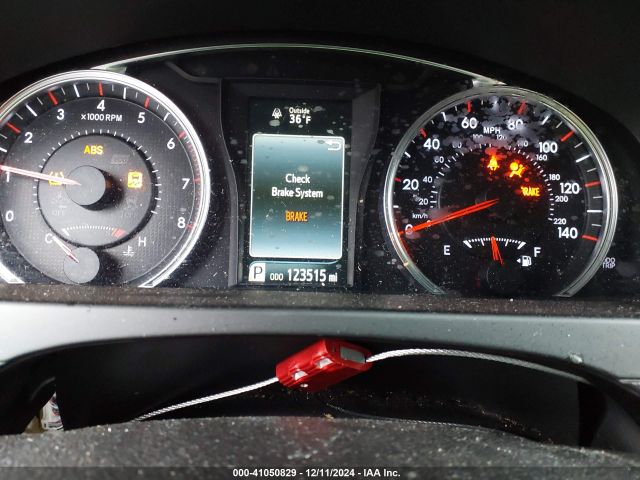 4T1BF1FK9HU385628 Toyota CAMRY SE