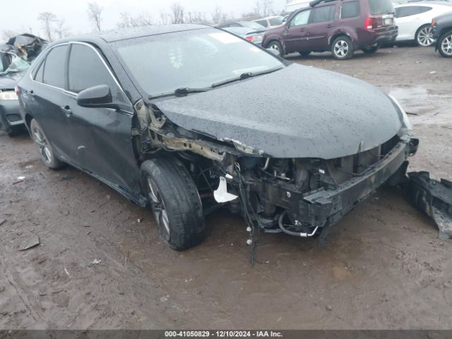 4T1BF1FK9HU385628 Toyota CAMRY SE