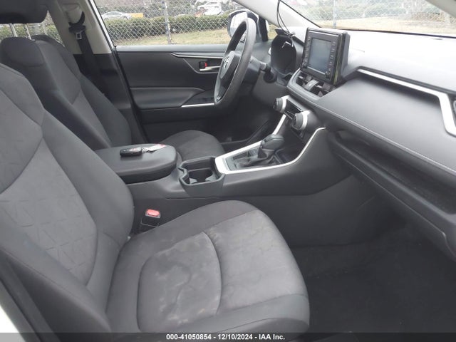 Toyota Rav4 Xle 2019 JTMW1RFV8KJ015079 Image 5