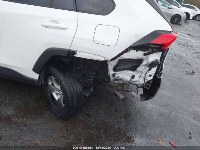 Toyota Rav4 Xle 2019 JTMW1RFV8KJ015079 Image 6