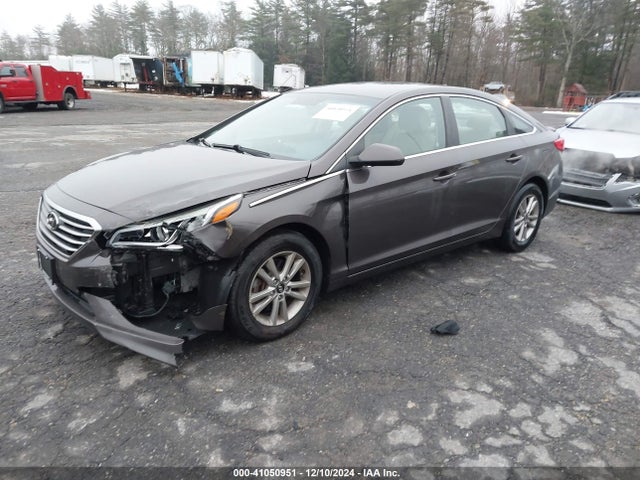 Hyundai SONATA SE 2016 5NPE24AF0GH295690 Image 2