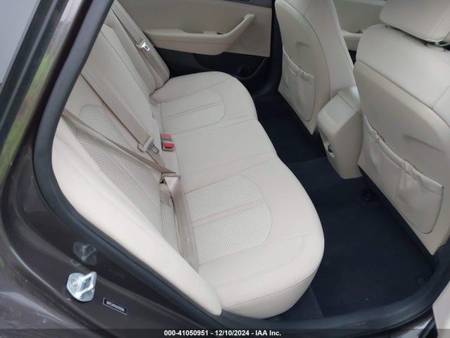Hyundai SONATA SE 2016 5NPE24AF0GH295690 Image 8