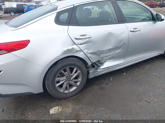 5XXGT4L33KG308851 KIA Optima Lx