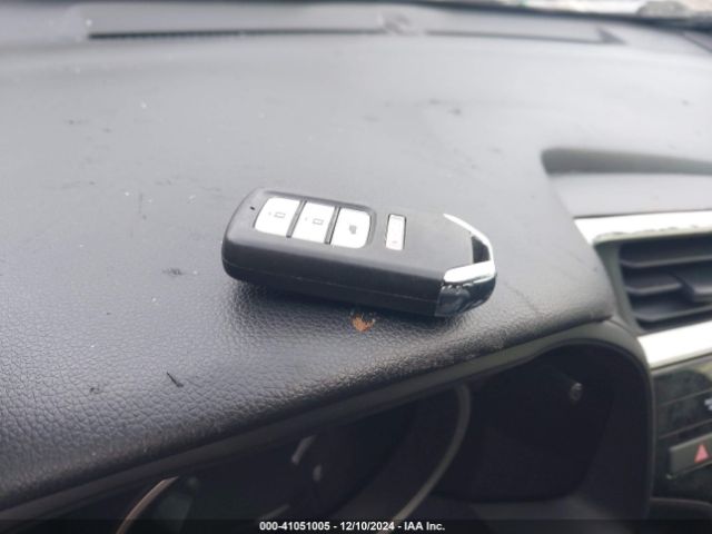 3HGGK5G89JM733391 Honda FIT EX