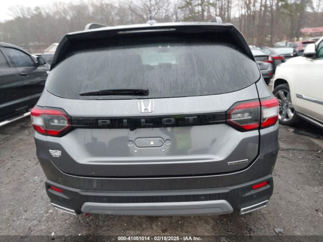 5FNYG2H75SB007395 Honda Pilot Touring