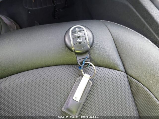 WMWLN5C56J2E34125 Mini Clubman Cooper