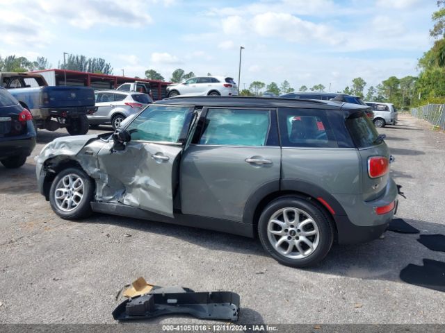 WMWLN5C56J2E34125 Mini Clubman Cooper