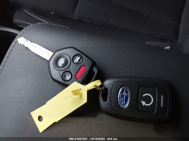 4S3BWAC69P3012993 Subaru Legacy Premium