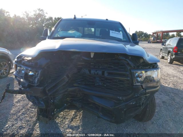 3C6UR5CJ8RG180059 RAM 2500 Tradesman  4x4 6'4 Box