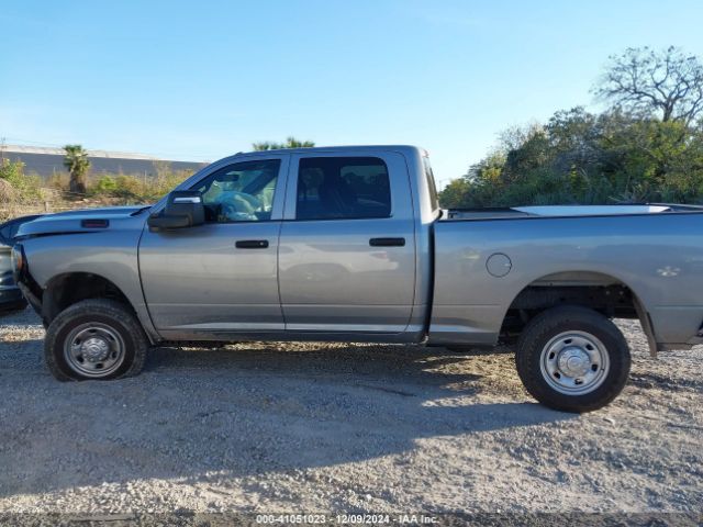 3C6UR5CJ8RG180059 RAM 2500 Tradesman  4x4 6'4 Box