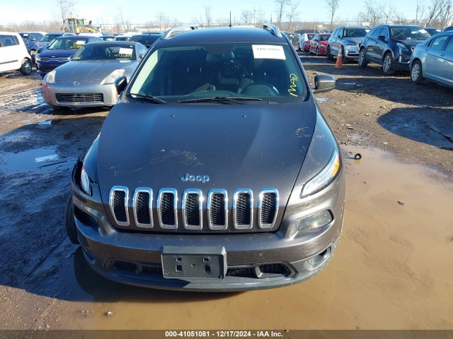1C4PJLCBXFW700415 Jeep Cherokee Latitude
