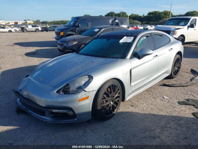 WP0AA2A70KL100349 Porsche PANAMERA 4