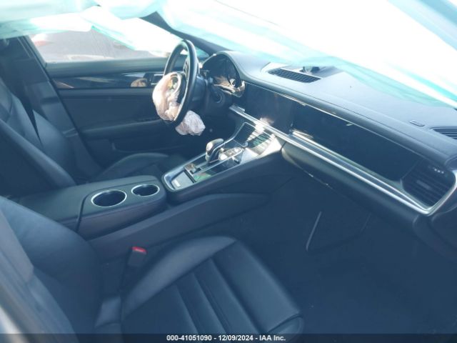 WP0AA2A70KL100349 Porsche PANAMERA 4