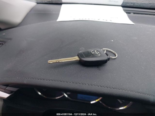 5YFBURHE3FP325872 Toyota COROLLA LE