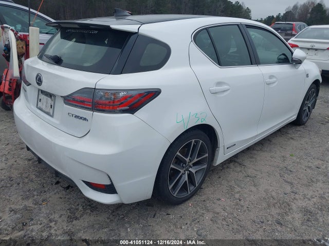 JTHKD5BH1E2195761 Lexus CT 200H