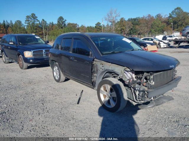 1C4NJCBA2HD148813 auction archive image