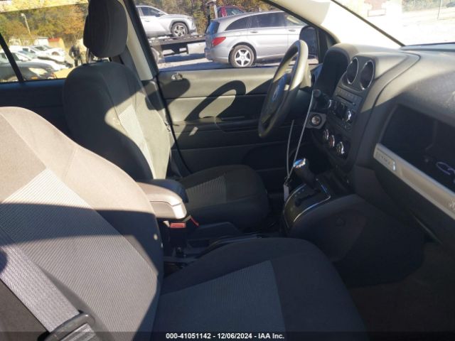 1C4NJCBA2HD148813 Jeep Compass Sport Fwd