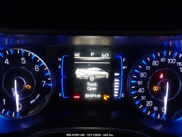 1C3CCCAB9FN526861 Chrysler 200 Limited