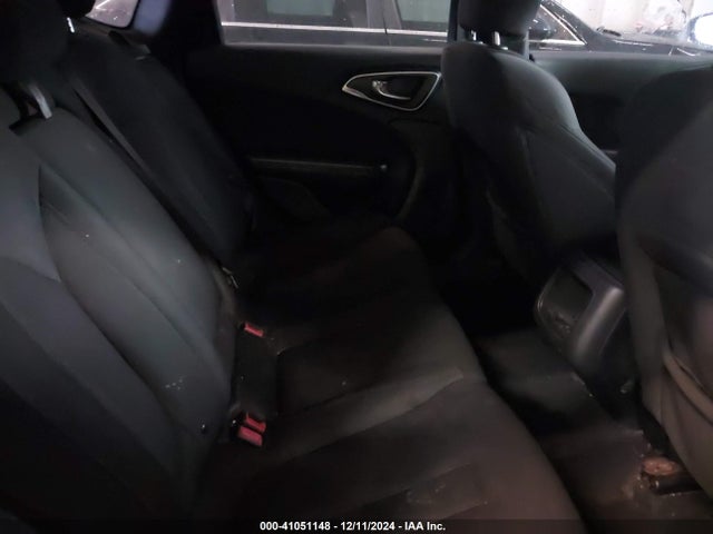 1C3CCCAB9FN526861 Chrysler 200 Limited