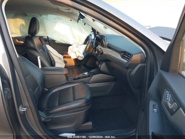 1FMCU9H66MUA51916 Ford ESCAPE SEL
