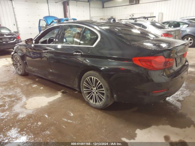 2017 BMW 530I WBAJA7C35HWA71025 Photo 2