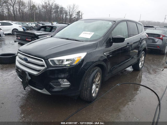 1FMCU9GD6KUA90955 Ford ESCAPE SE