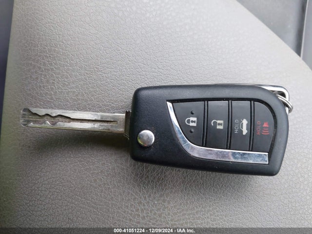 Toyota CAMRY LE 2024 4T1C11AK7RU871530 Image 11